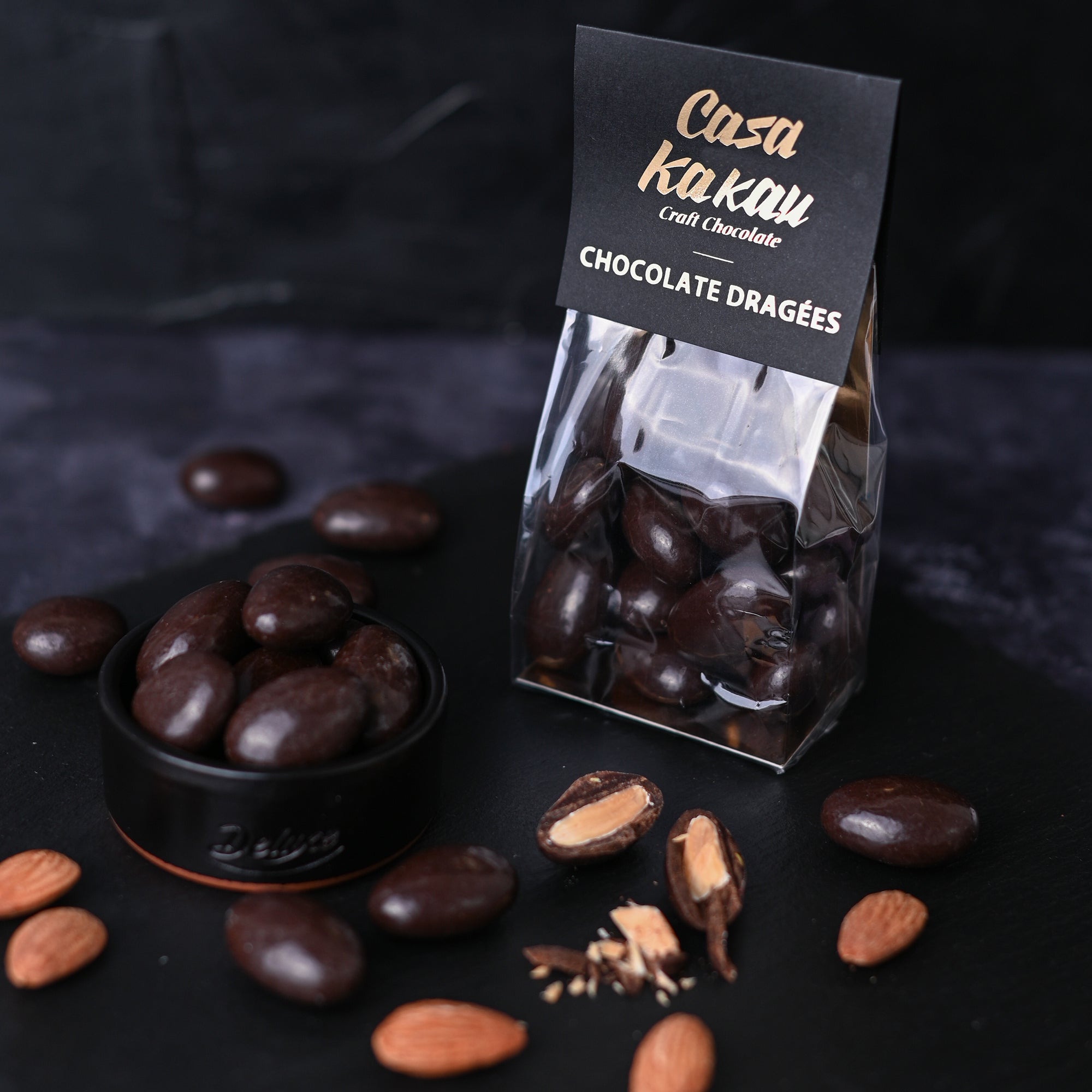 Шоколадови дражета- Солен Бадем в черен шоколад