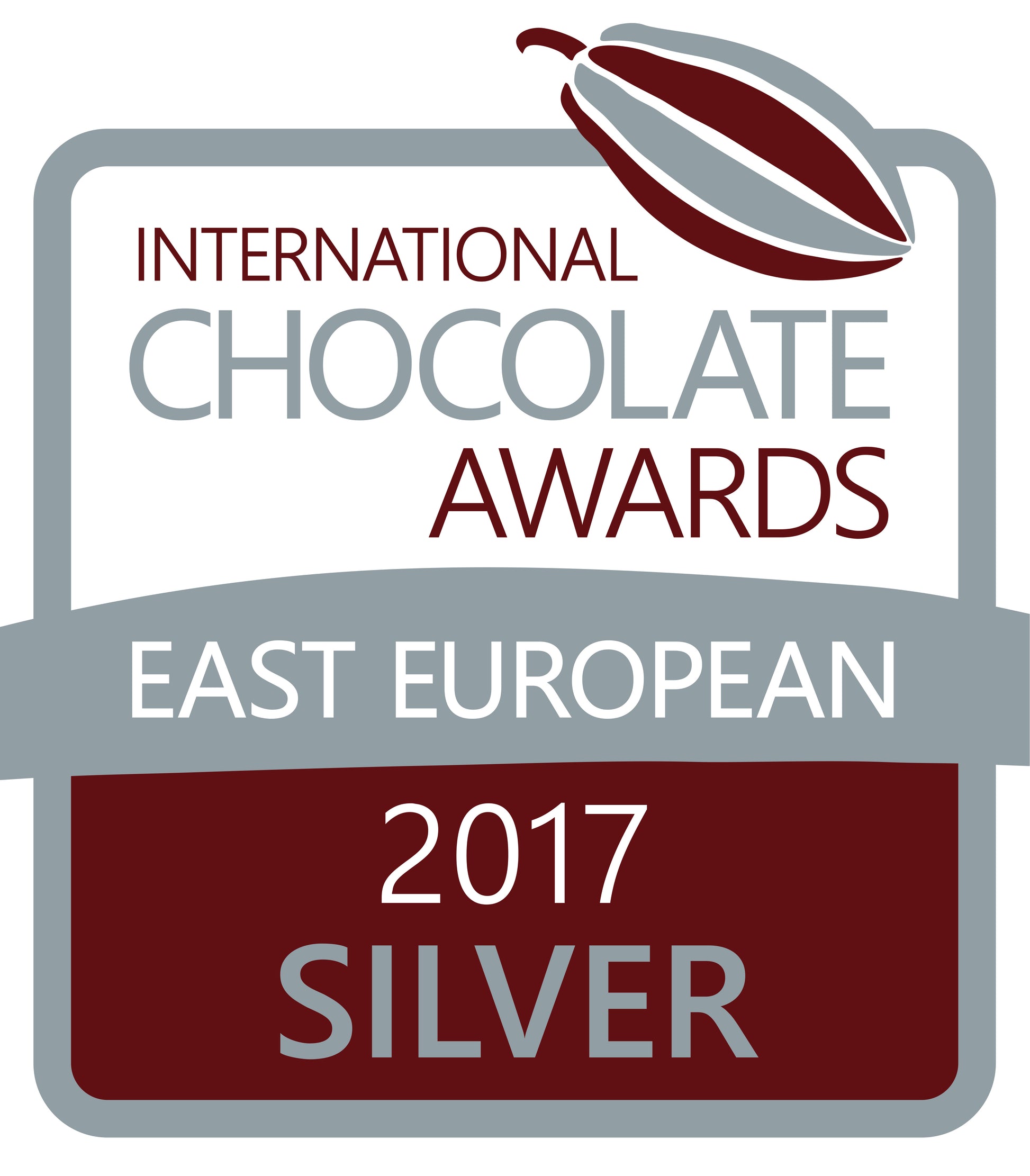 Черен шоколад с червена боровинка