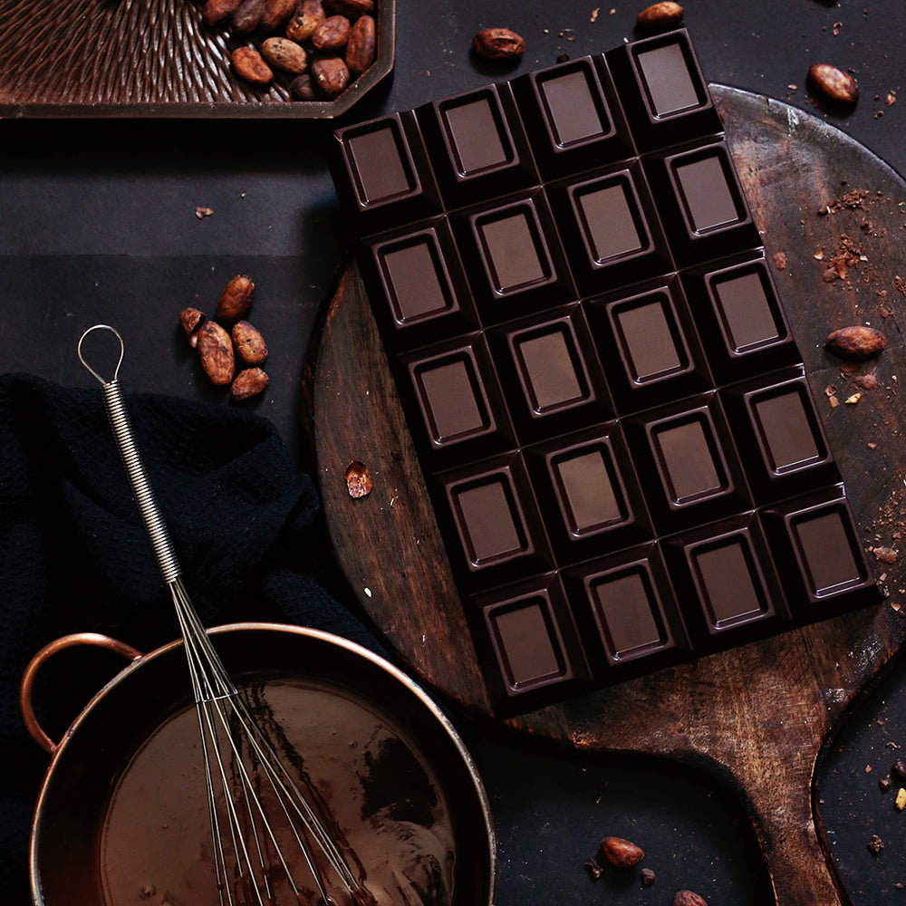 Черен шоколад 70%  900 гр.