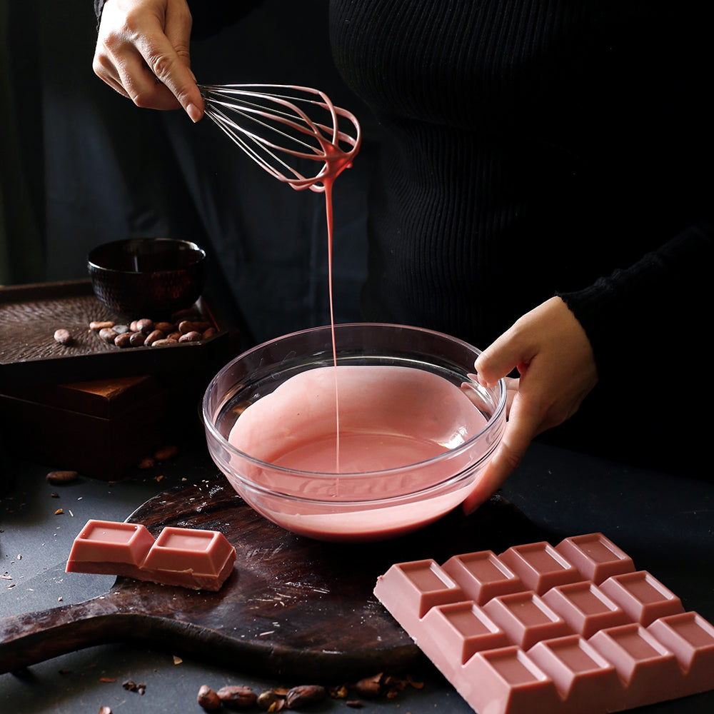 Занаятчийски шоколад ягода и малина LOVE 900 гр