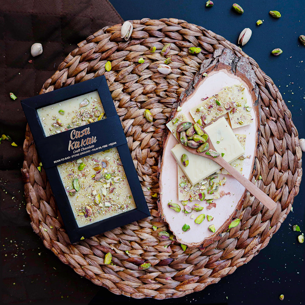 Бял шоколад с шамфъстък и лимон